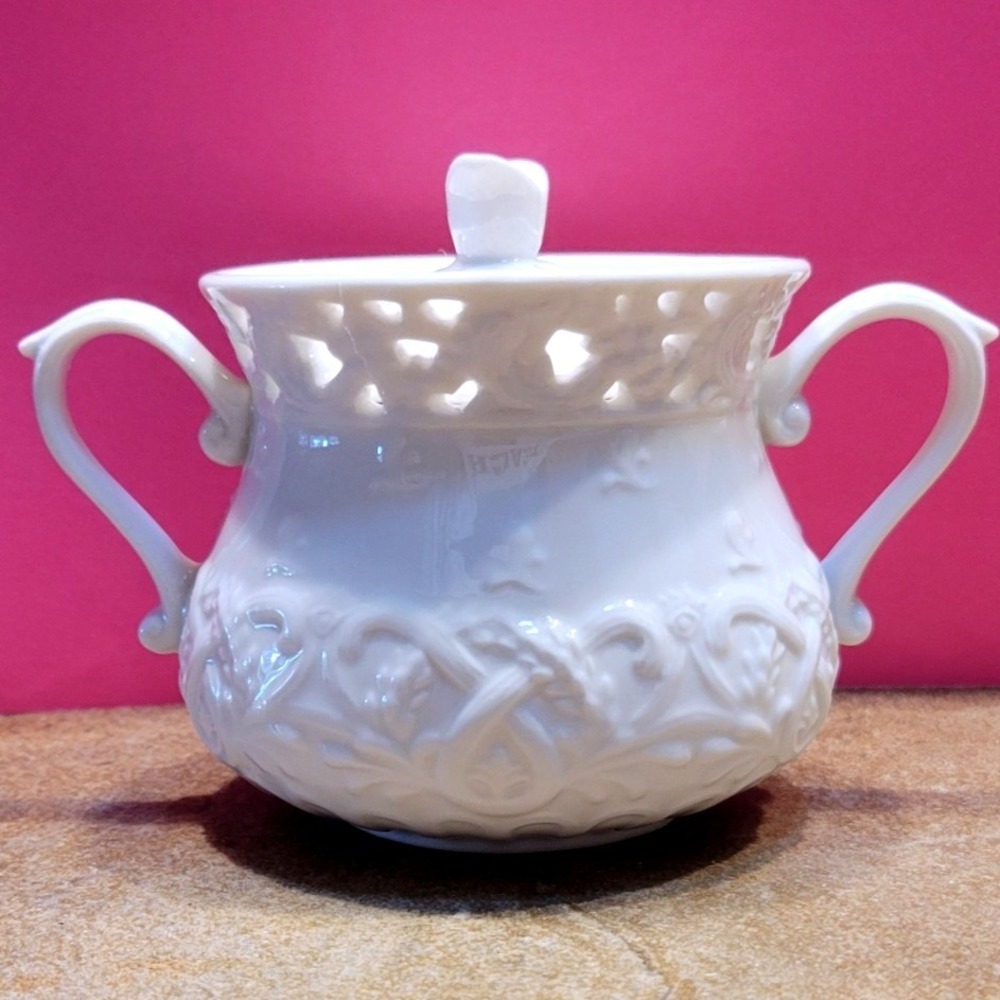 Grace's Teaware White Heirloom Porcelain Lidded Sugar Heart Reticulated Embossed